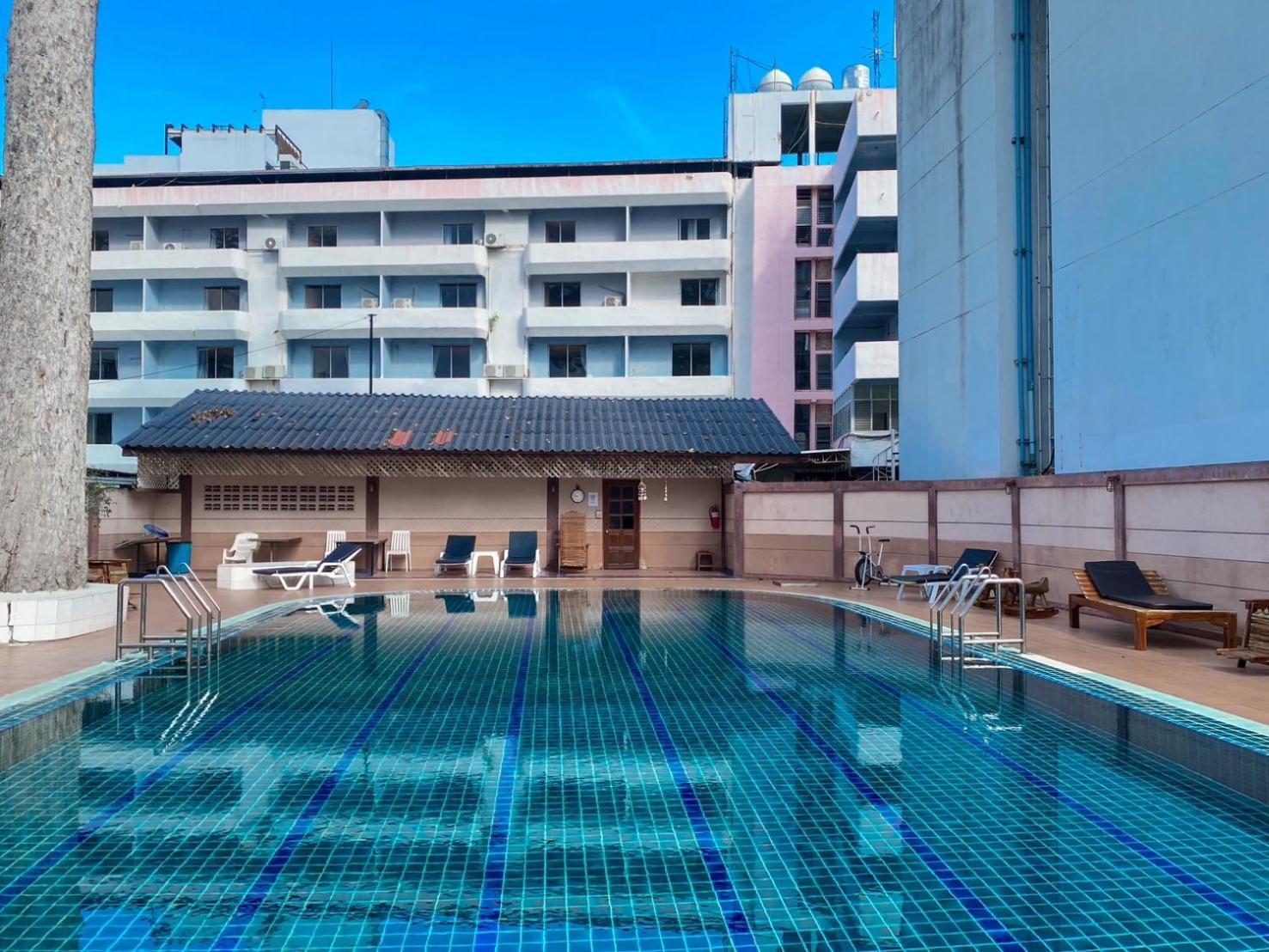 Hotel Pattaya Beach Екстер'єр фото