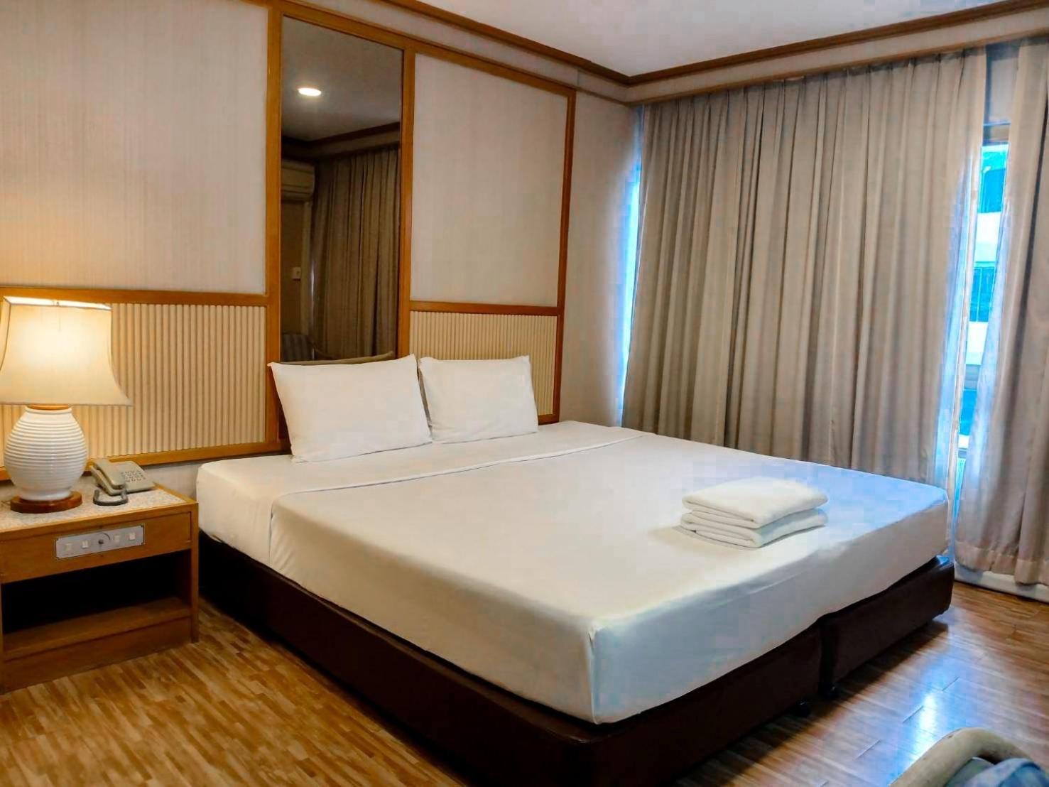 Hotel Pattaya Beach Екстер'єр фото